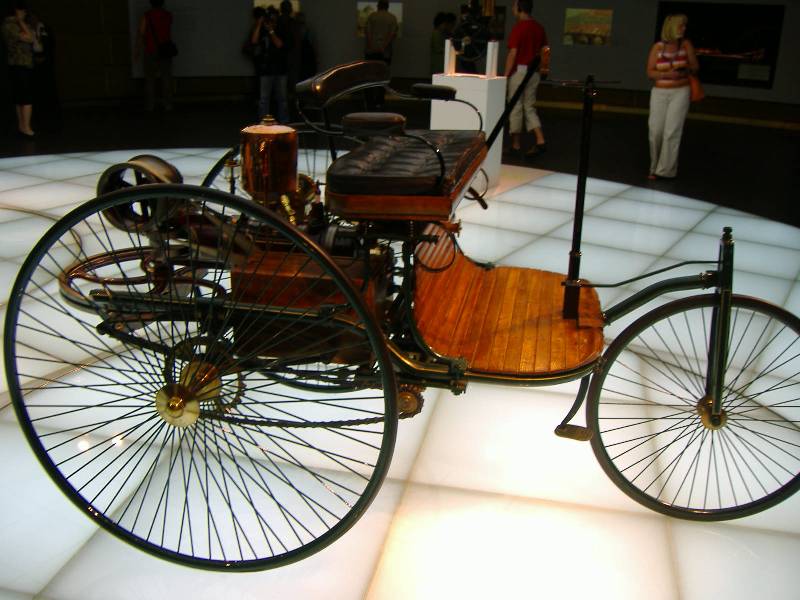 Mercedes-Benz Museum Stuttgart (27) 